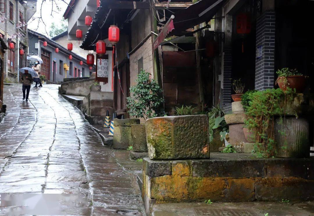 《人世间》直接秒了《繁花》:你认同这个说法吗???
